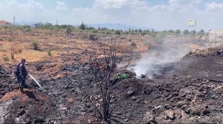 Otluk alanda başladı orman ve seralara sıçradı - Resim: 3